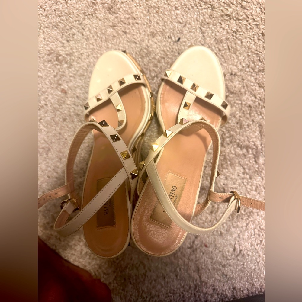 Valentino
Rockstud Accents Leather Espadrilles